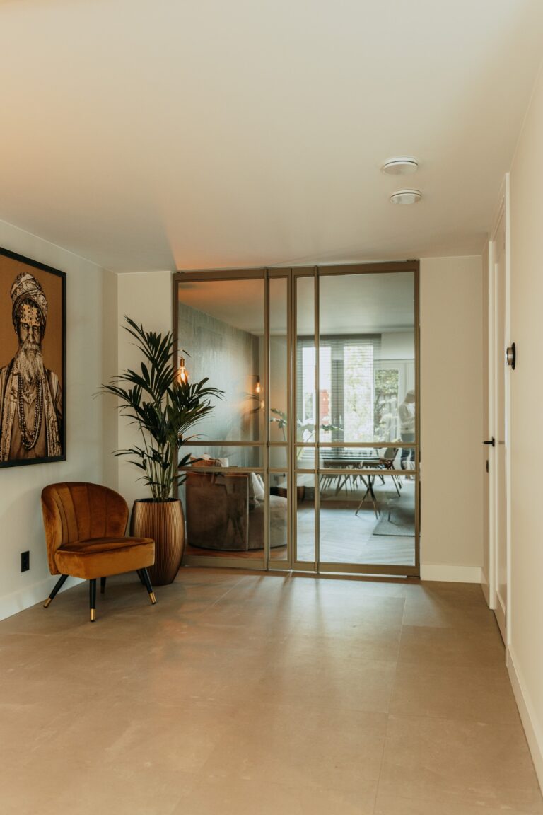 Stalen bronzen scharnierdeur HAL52 Interieur Helmond Mierlo
