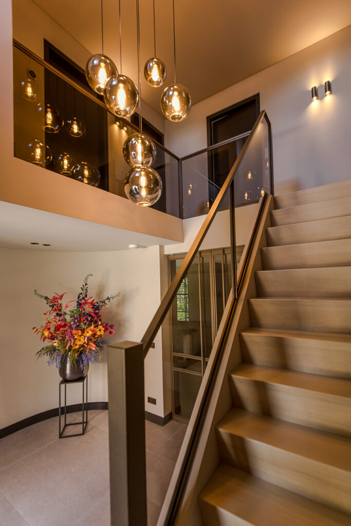 stalen taatsdeuren en balustrades in Villa te Mierlo HAL52 Helmond