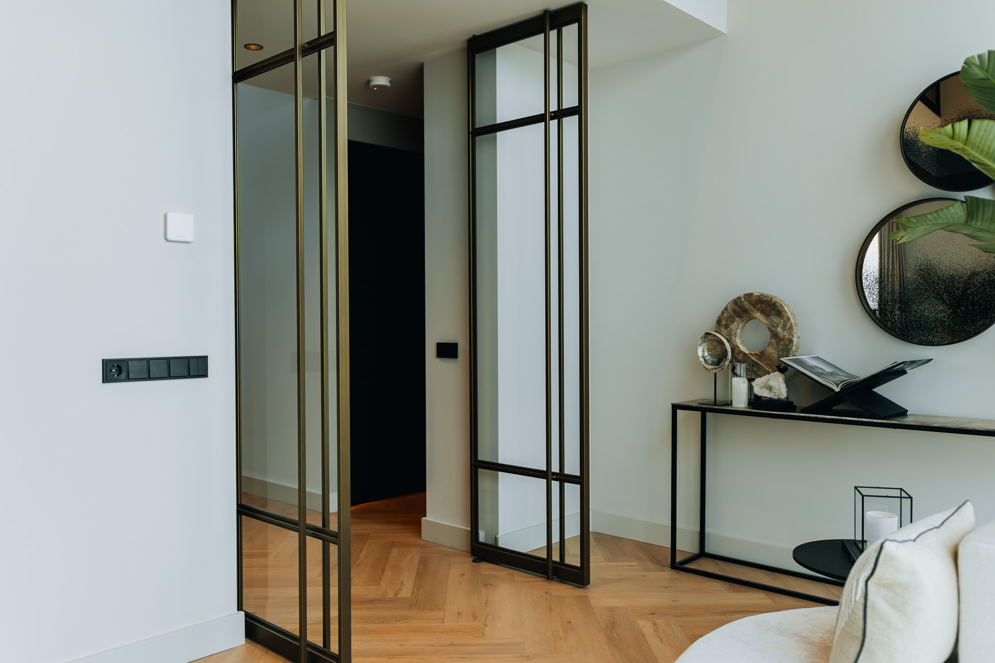 Stalen taatsdeuren in Dark Bronz C34 glad Helmond Model Sittard - HAL52